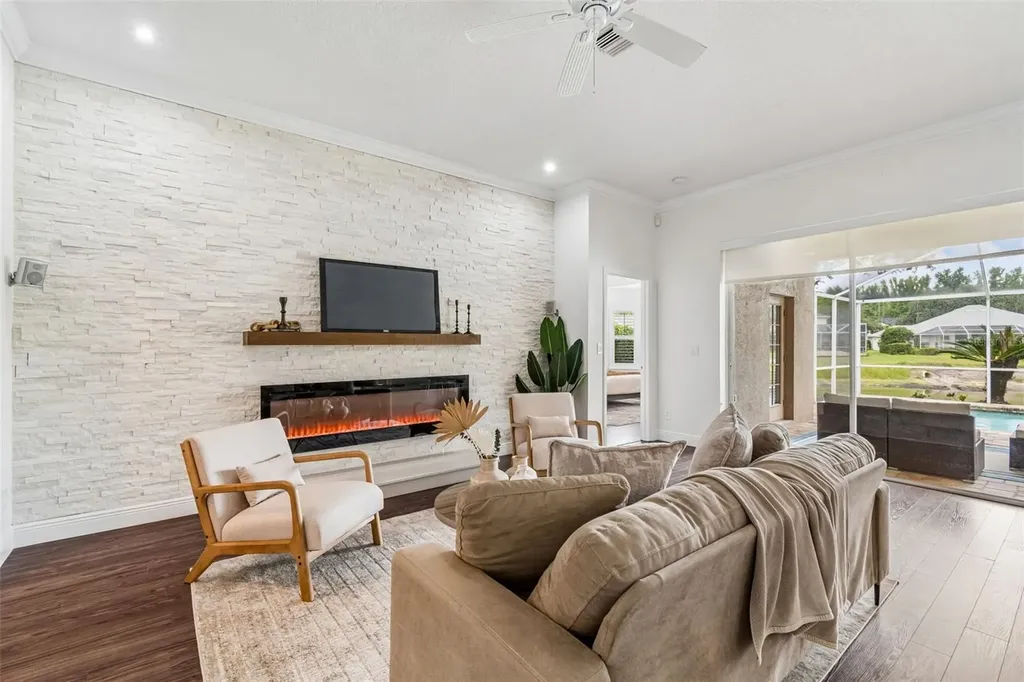 10229 Quails Landing Avenue Tampa FL 33647