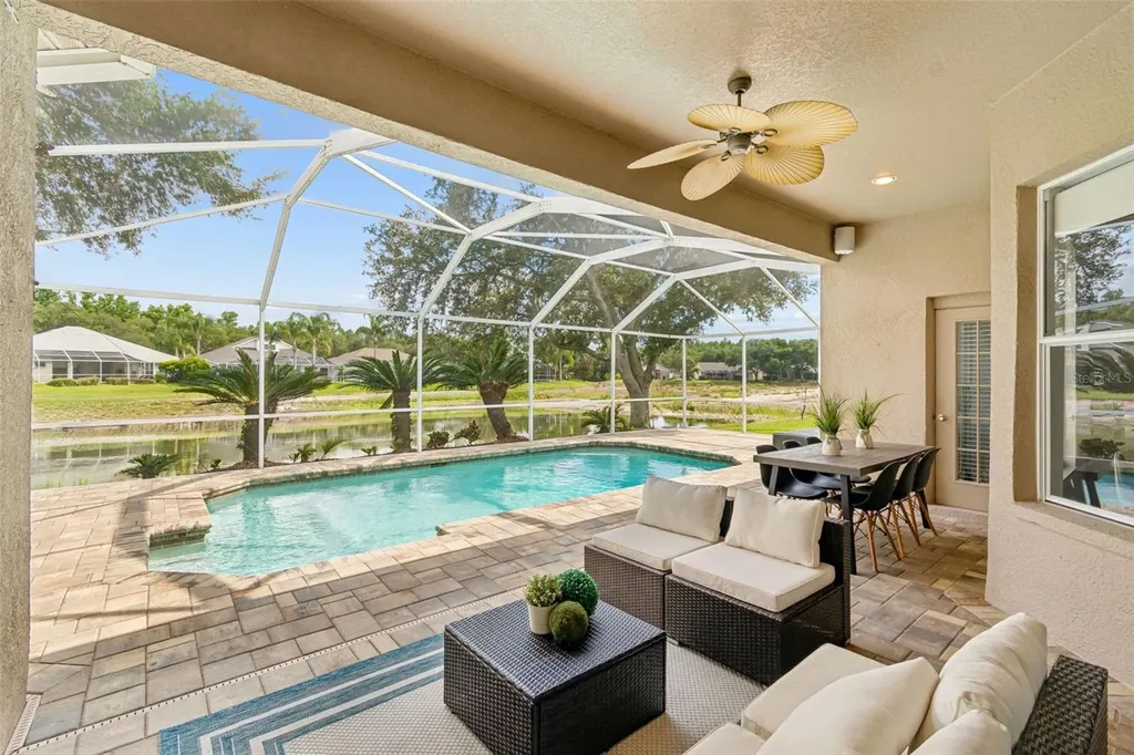 10229 Quails Landing Avenue Tampa FL 33647
