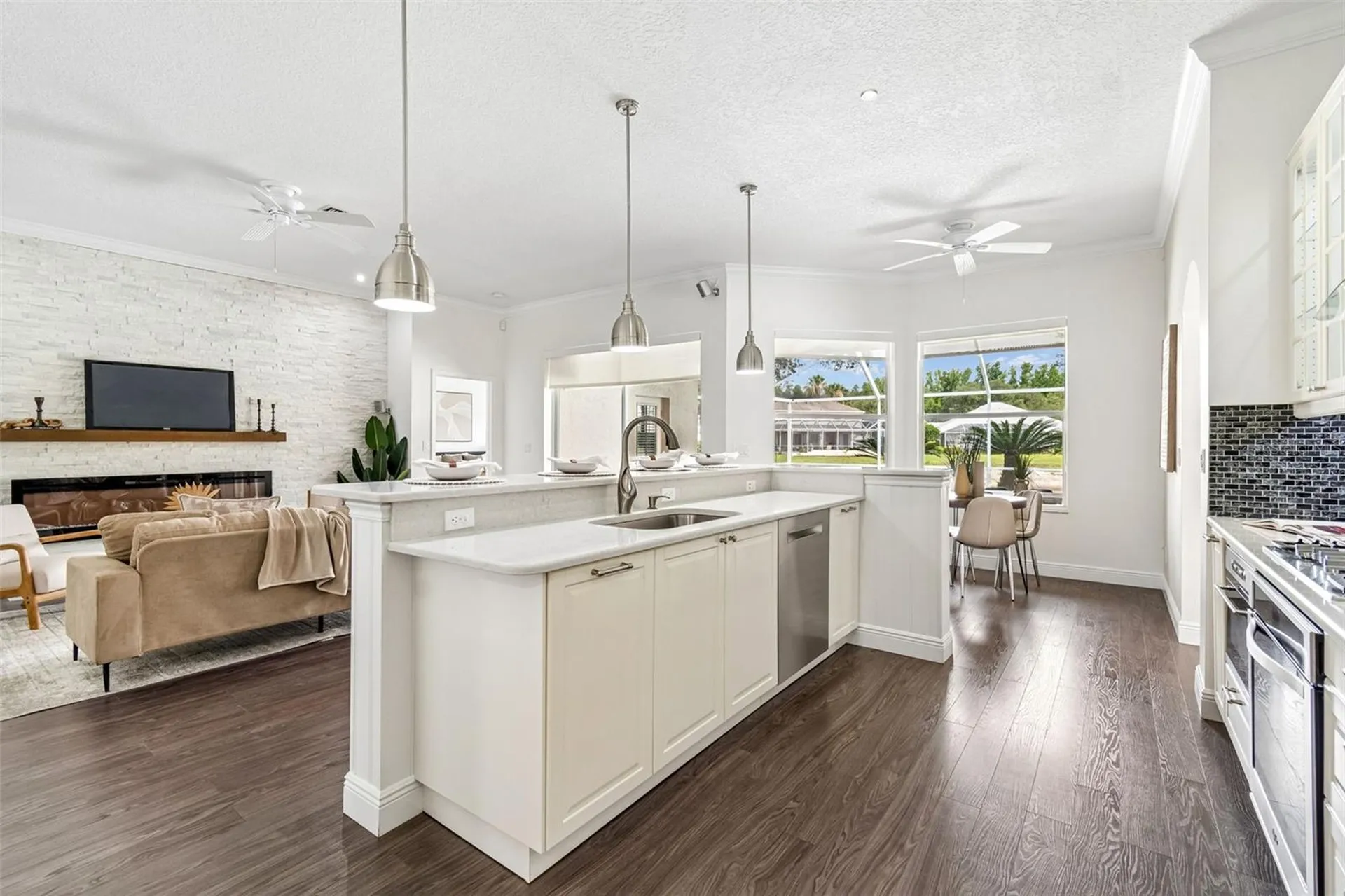 10229 Quails Landing Avenue Tampa FL 33647