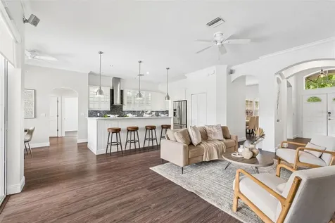 10229 Quails Landing Avenue Tampa FL 33647