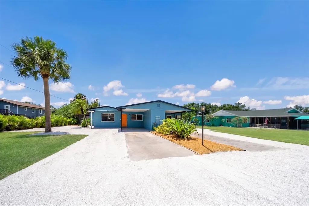 4512 99th Street W Bradenton FL 34210