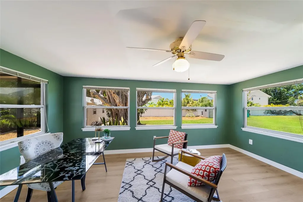 4512 99th Street W Bradenton FL 34210