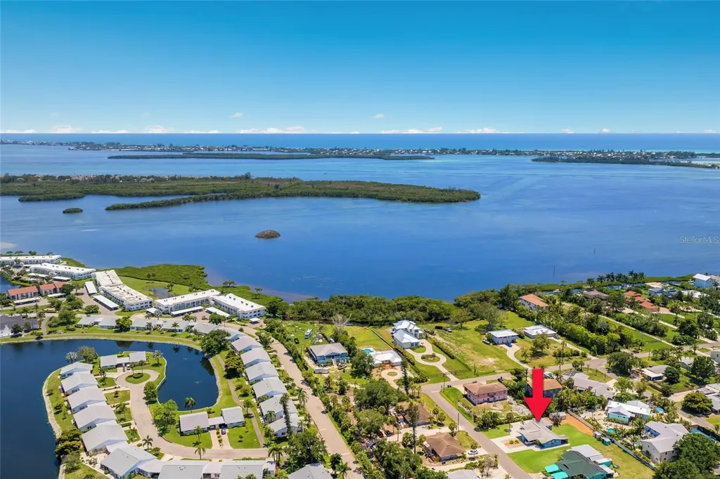 4512 99th Street W Bradenton FL 34210