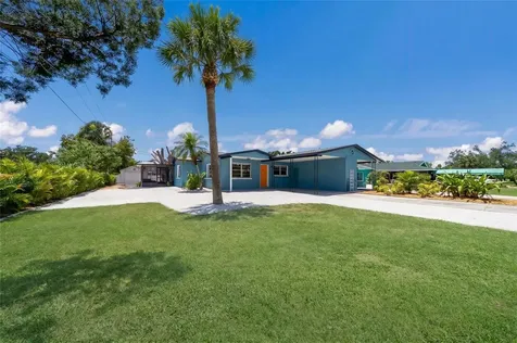 4512 99th Street W Bradenton FL 34210