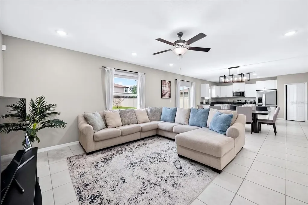 31724 Sun Kettle Loop Wesley Chapel FL 33545