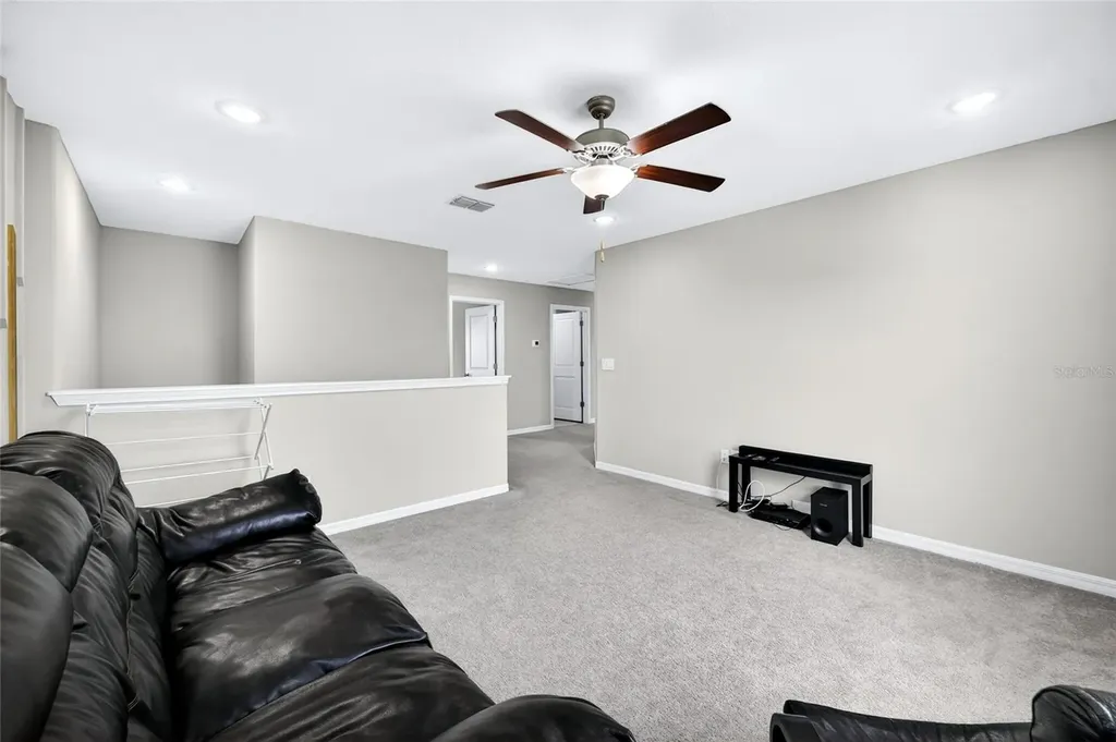 31724 Sun Kettle Loop Wesley Chapel FL 33545