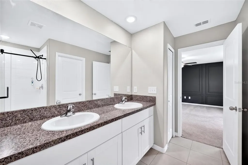31724 Sun Kettle Loop Wesley Chapel FL 33545