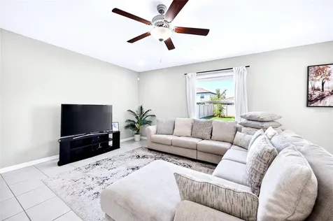 31724 Sun Kettle Loop Wesley Chapel FL 33545
