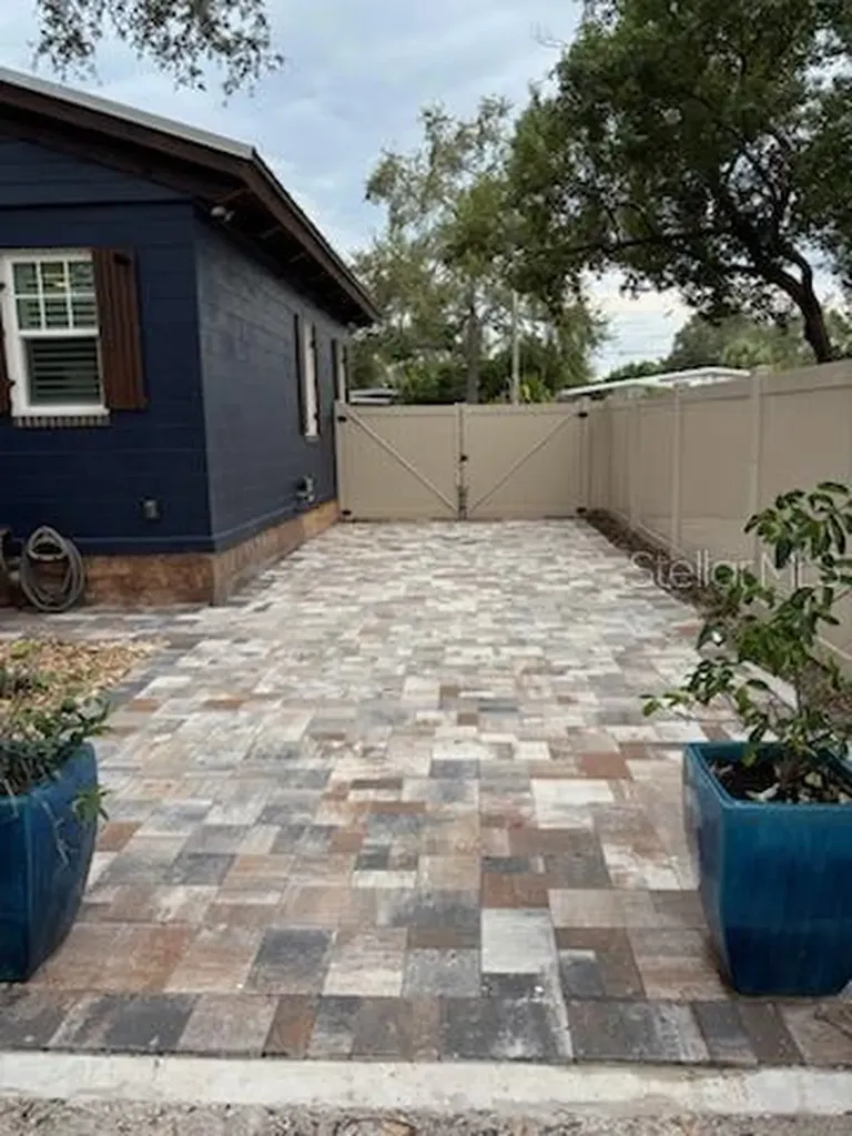 525 Lexington Street Dunedin FL 34698