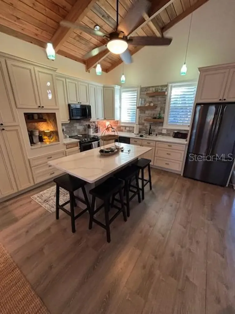 525 Lexington Street Dunedin FL 34698