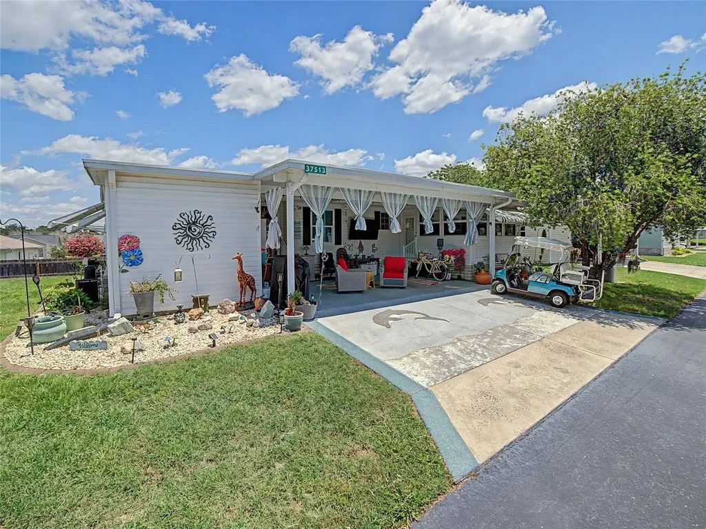 37513 Campo Avenue Zephyrhills FL 33541