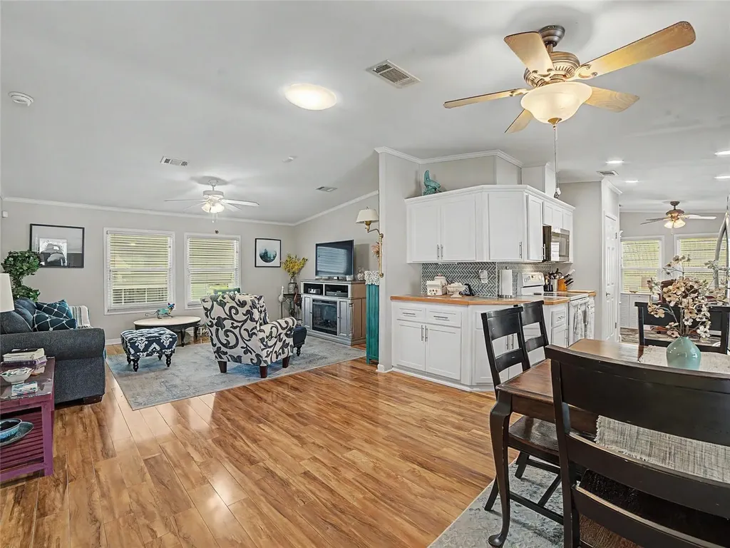 37513 Campo Avenue Zephyrhills FL 33541