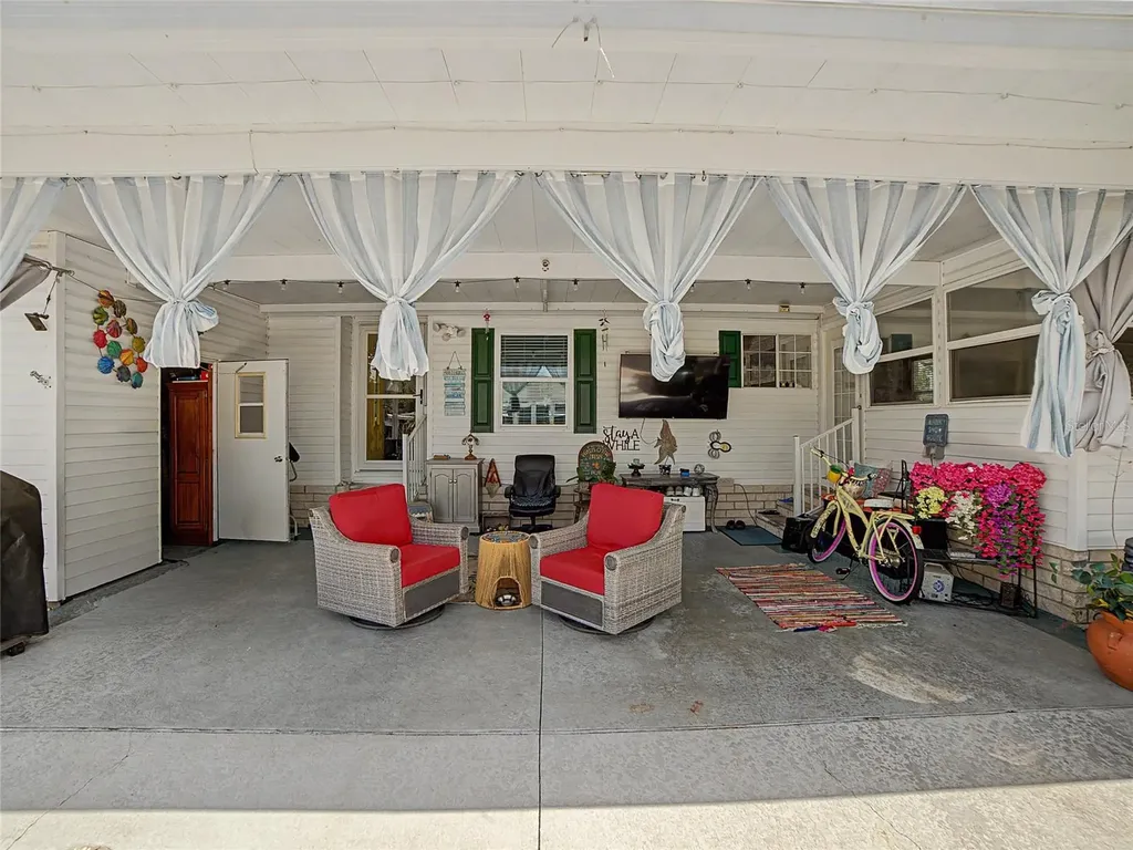 37513 Campo Avenue Zephyrhills FL 33541