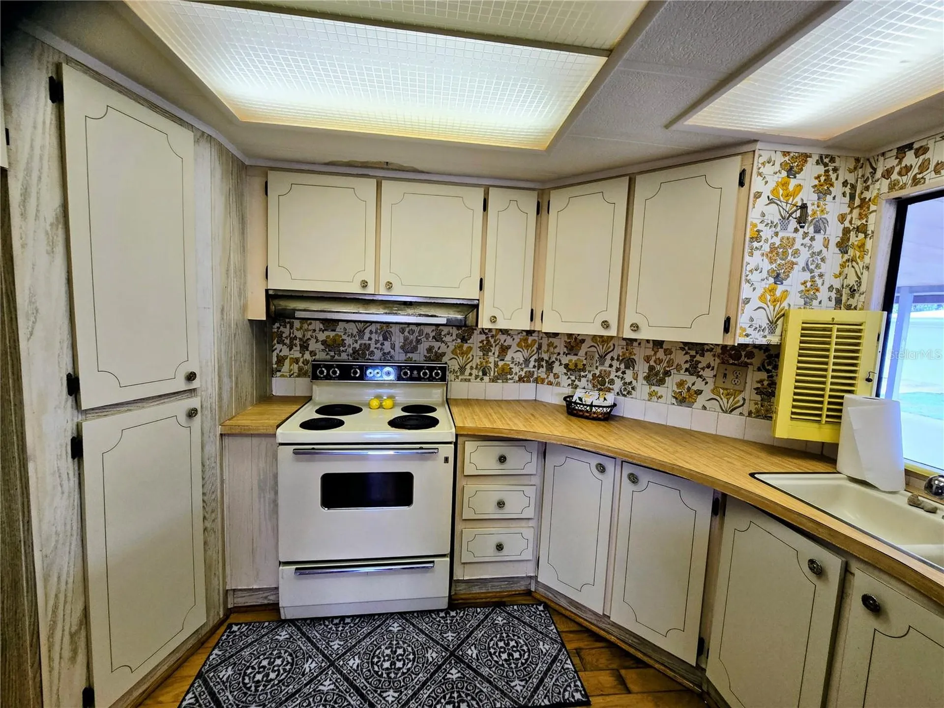 6306 Waterfront Lane Zephyrhills FL 33542