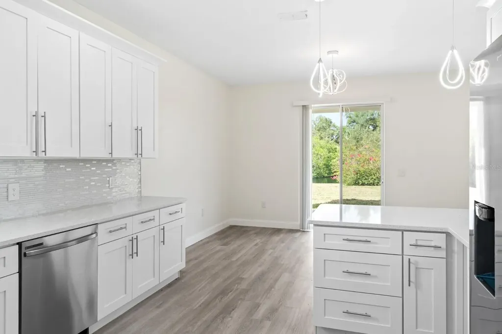 5424 Hammock View Lane Apollo Beach FL 33572