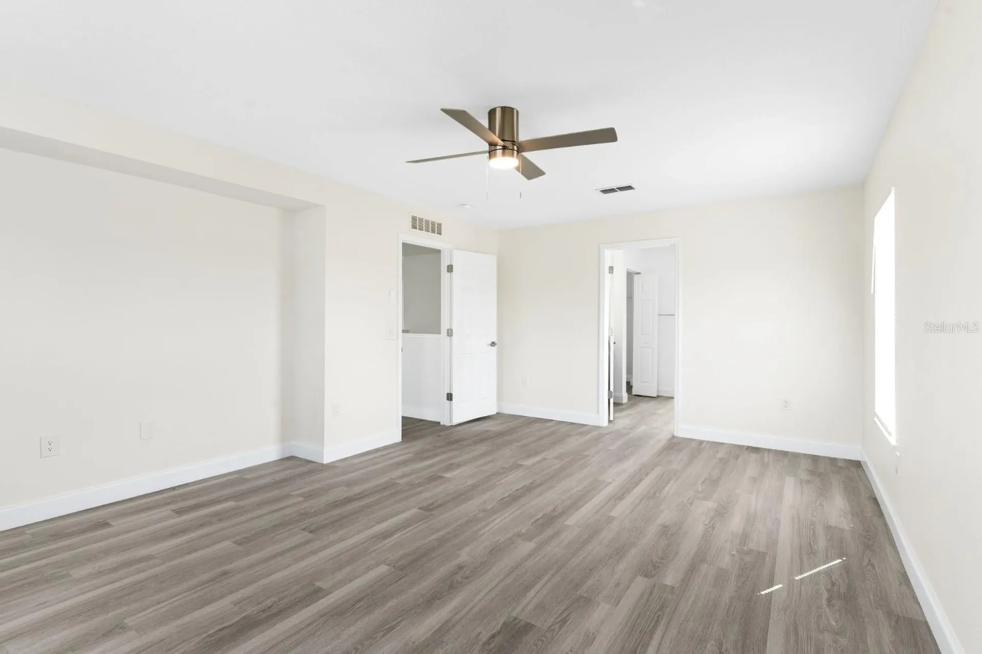 5424 Hammock View Lane Apollo Beach FL 33572