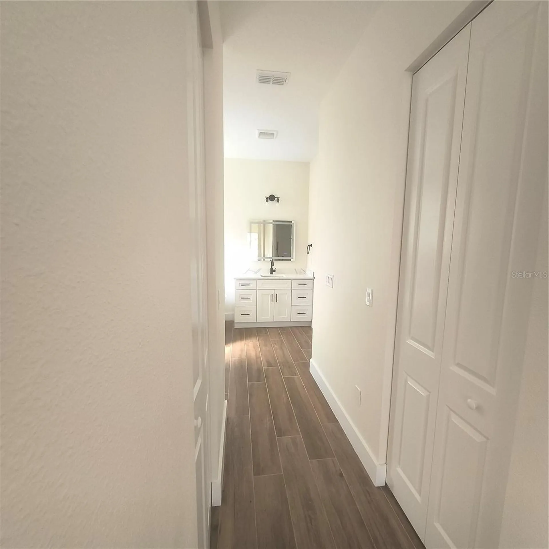 20016 Oakflower Avenue Tampa FL 33647