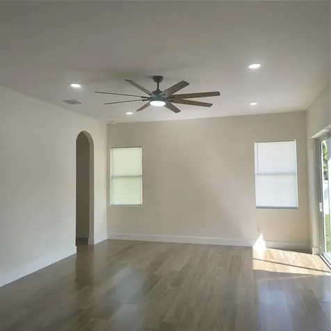 20016 Oakflower Avenue Tampa FL 33647