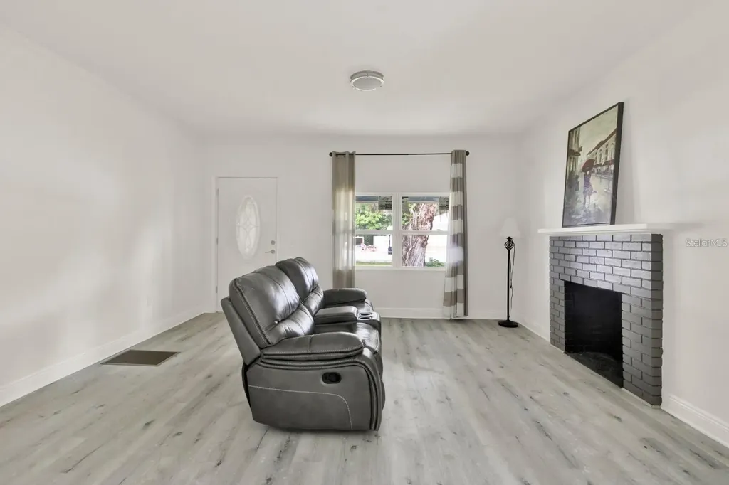 500 N 13th Street Leesburg FL 34748