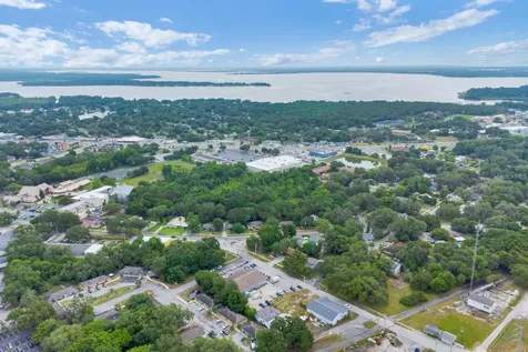 500 N 13th Street Leesburg FL 34748