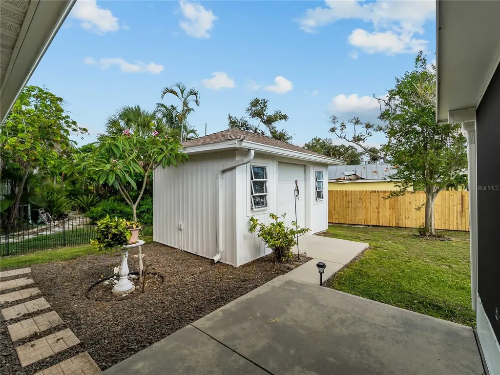 507 Palm Avenue Nokomis FL 34275