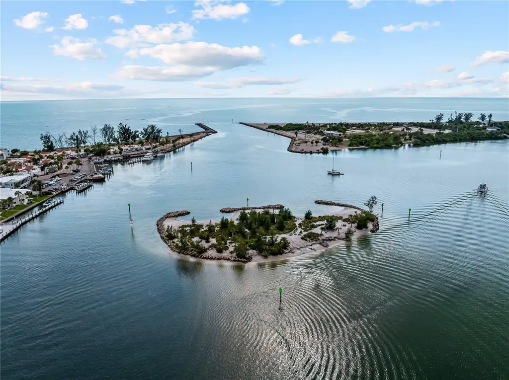 507 Palm Avenue Nokomis FL 34275
