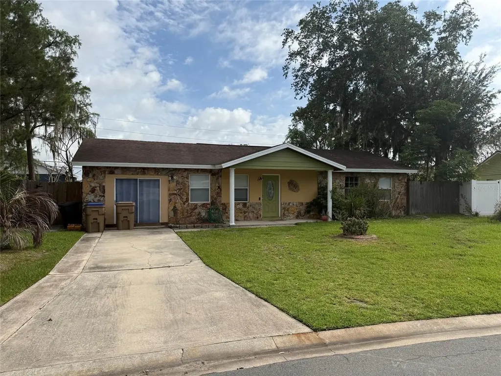 237 Citrus Drive Kissimmee FL 34743