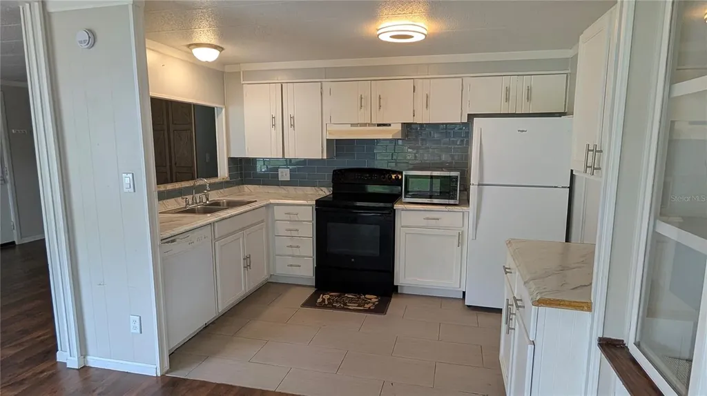 11716 E U.s. Highway 92 Seffner FL 33584