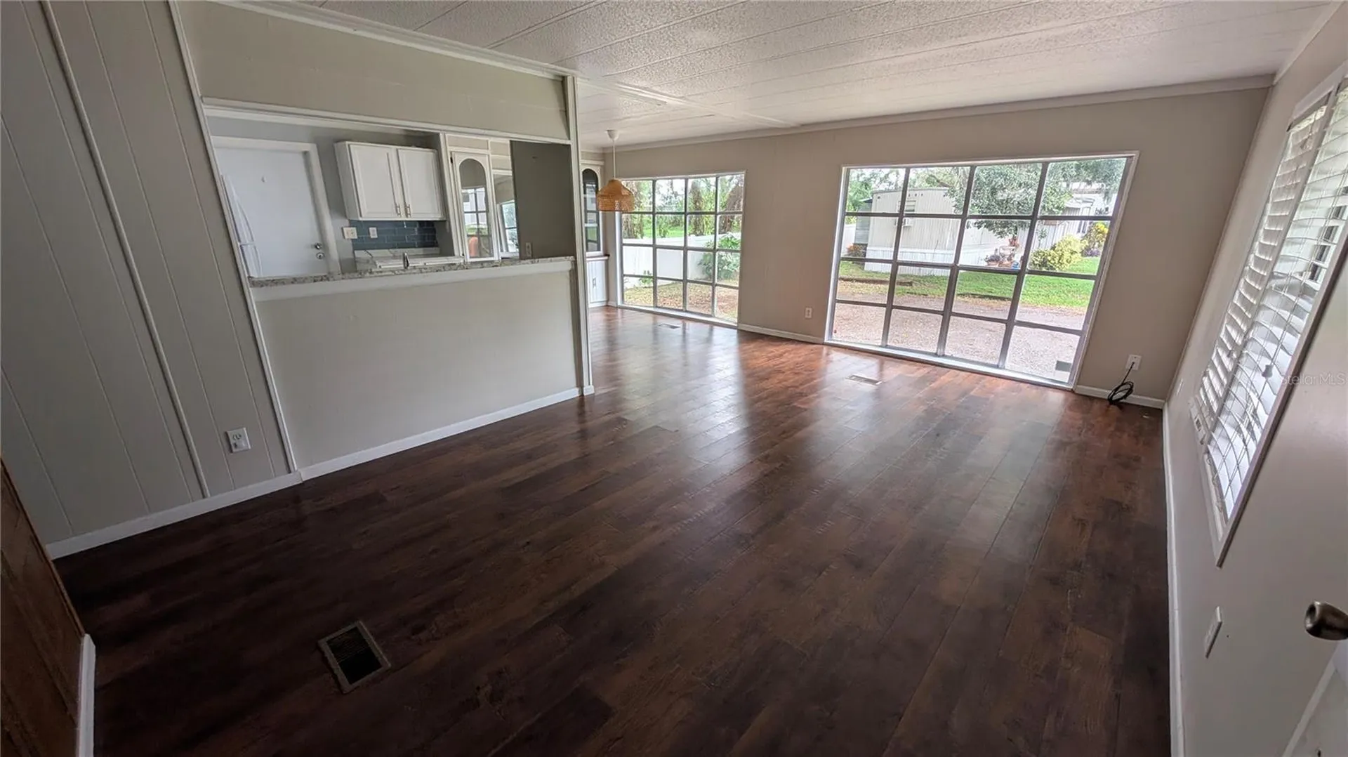 11716 E U.s. Highway 92 Seffner FL 33584