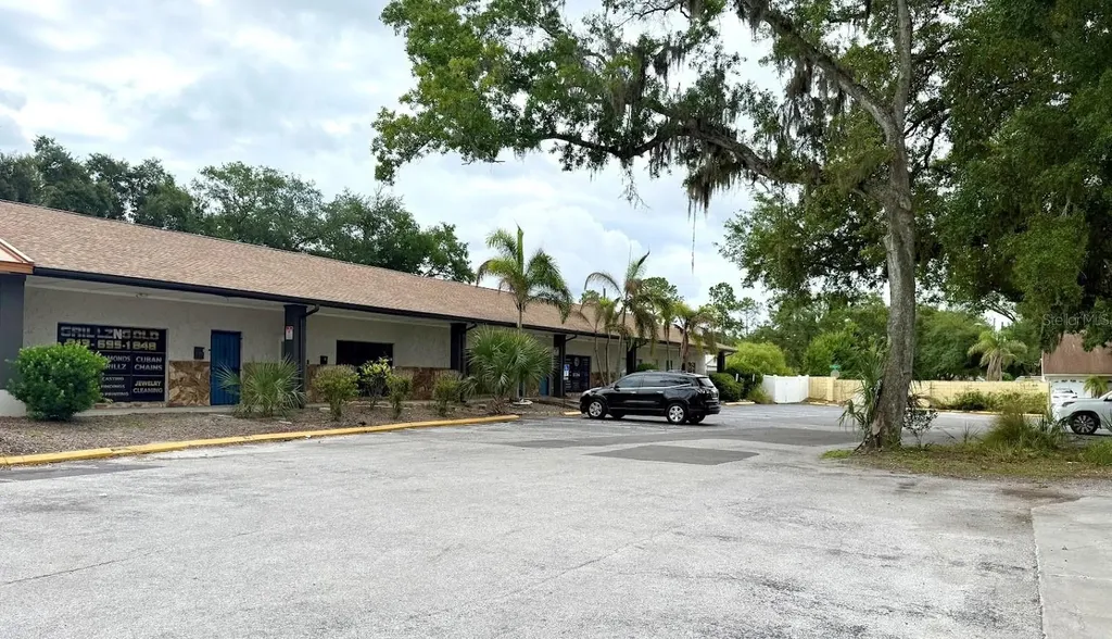 4211 E Busch Boulevard Tampa FL 33617