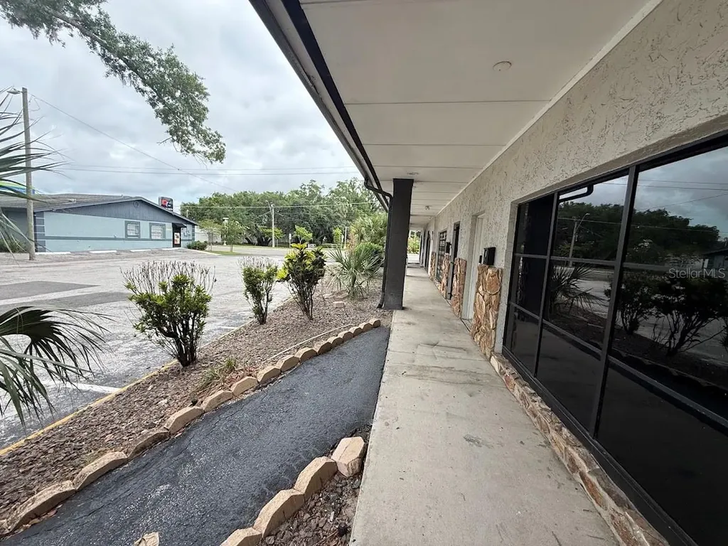 4211 E Busch Boulevard Tampa FL 33617