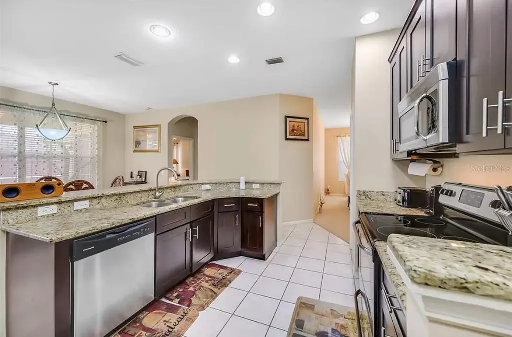 19151 Dove Creek Drive Tampa FL 33647