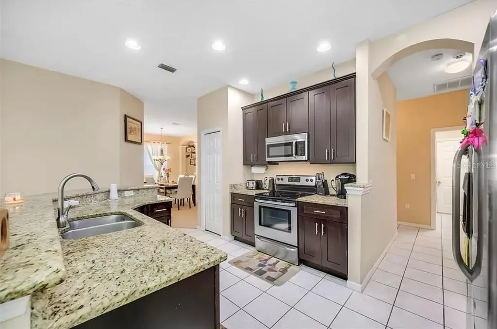 19151 Dove Creek Drive Tampa FL 33647