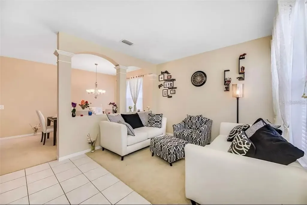 19151 Dove Creek Drive Tampa FL 33647