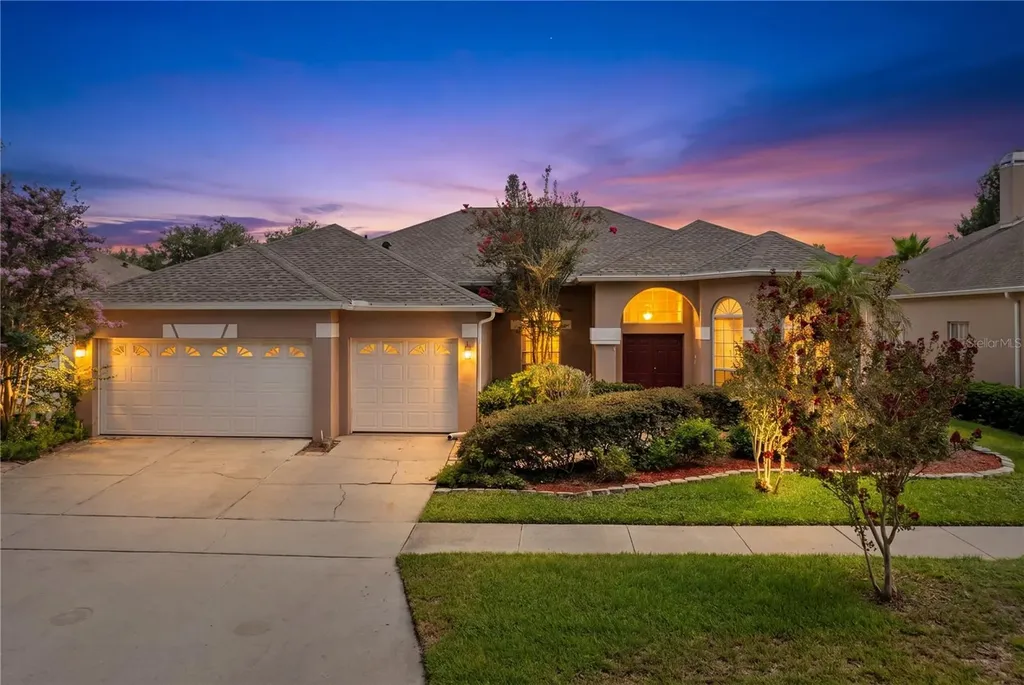3670 Half Moon Drive Orlando FL 32812