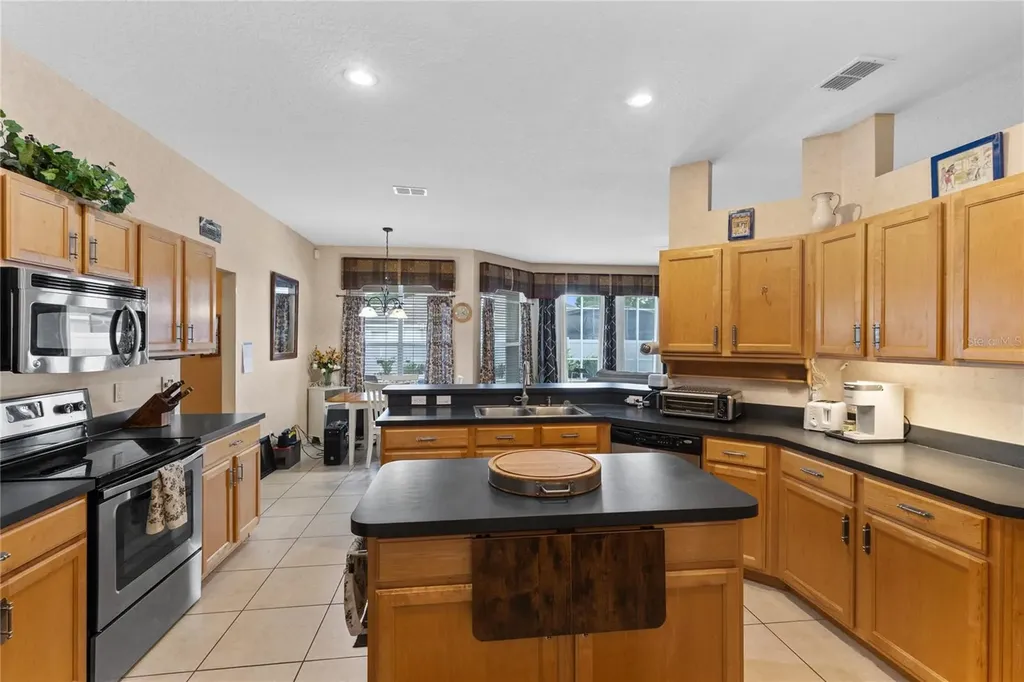 3670 Half Moon Drive Orlando FL 32812