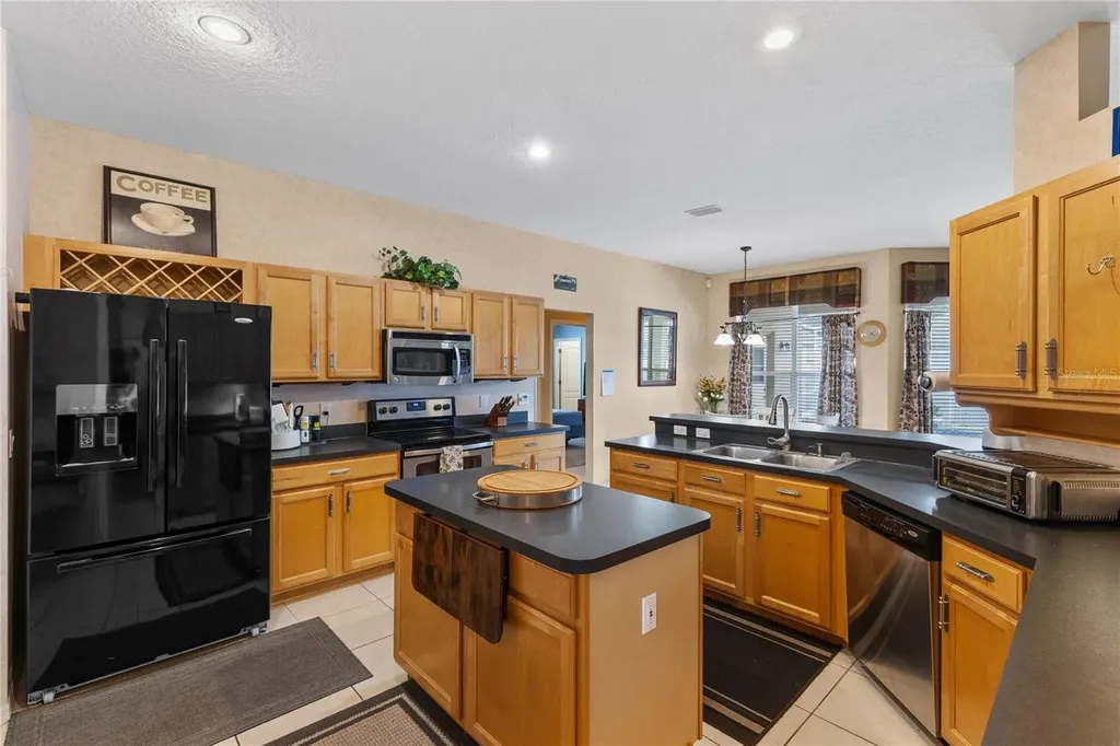 3670 Half Moon Drive Orlando FL 32812