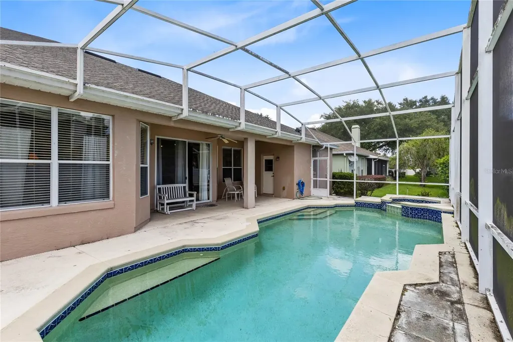 3670 Half Moon Drive Orlando FL 32812