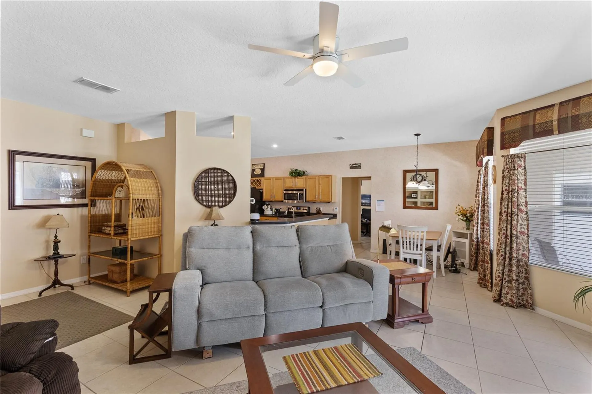 3670 Half Moon Drive Orlando FL 32812