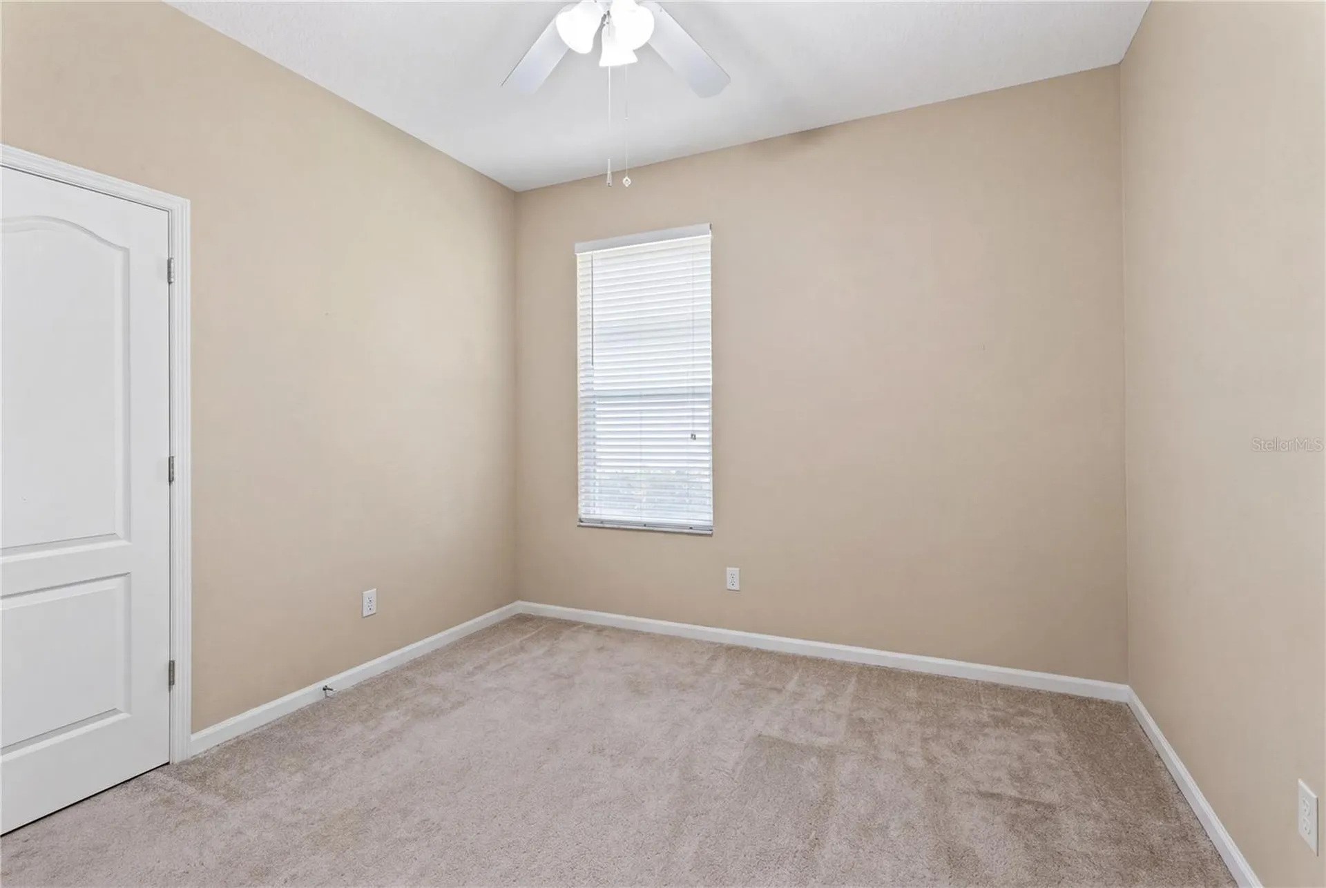 3670 Half Moon Drive Orlando FL 32812