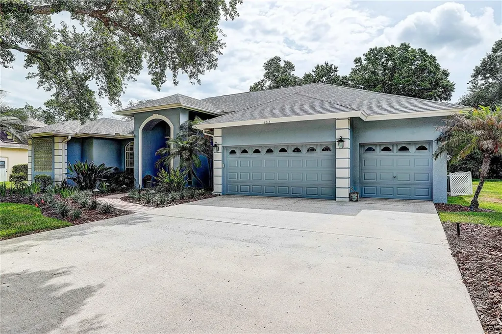 2812 Clubhouse Drive Plant City FL 33566