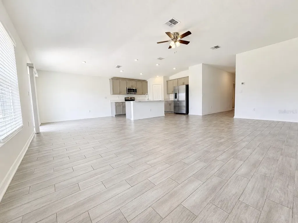 1100 Sand Trap Court Daytona Beach FL 32124