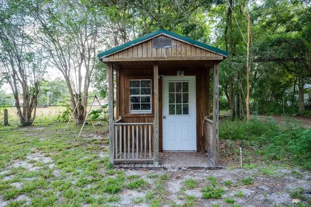 2202 D R Bryant Road Lakeland FL 33810