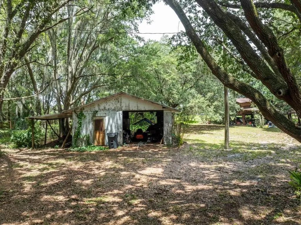 2202 D R Bryant Road Lakeland FL 33810