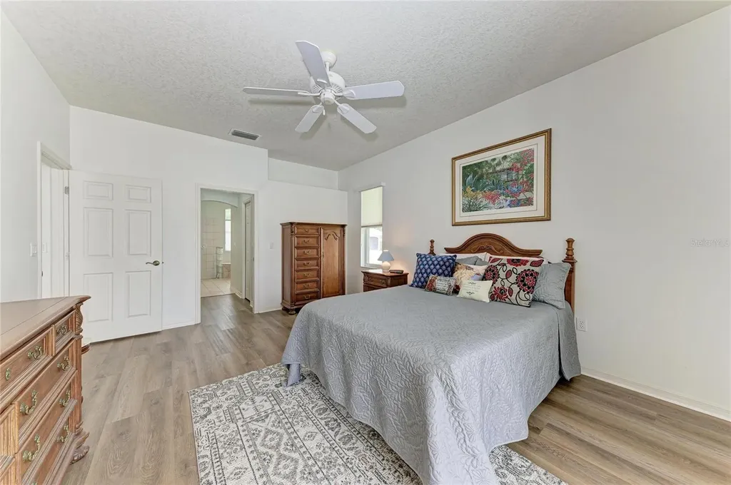 523 Oak Bay Drive Osprey FL 34229