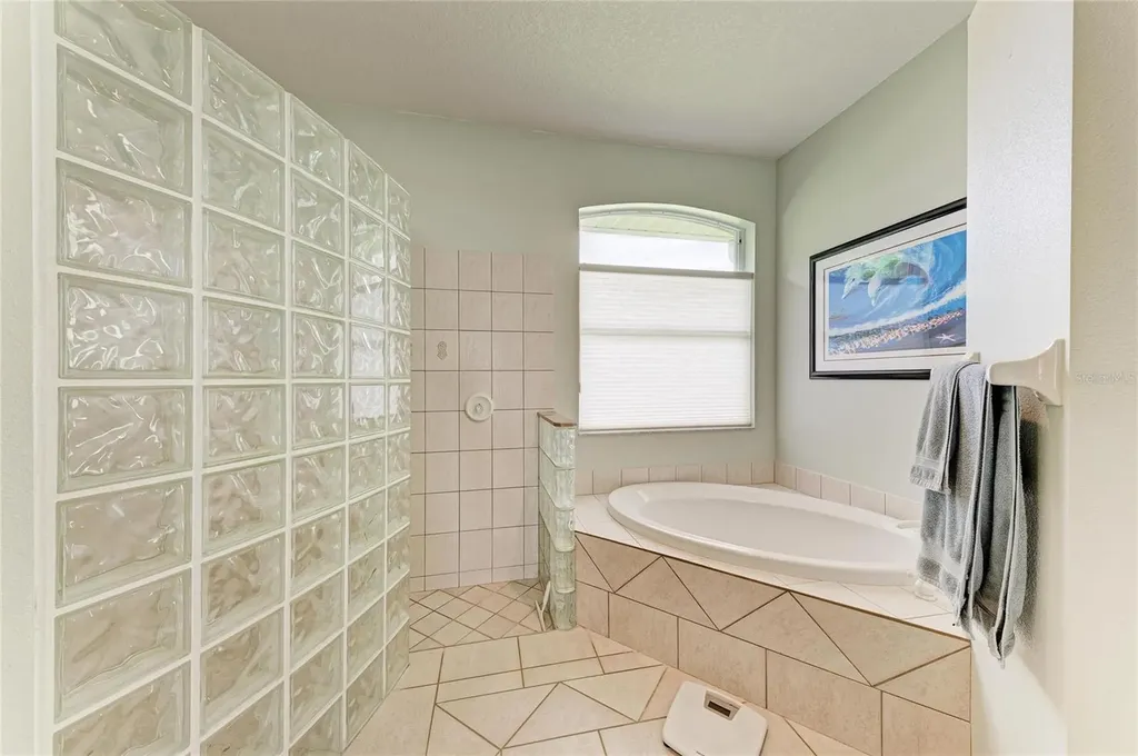 523 Oak Bay Drive Osprey FL 34229