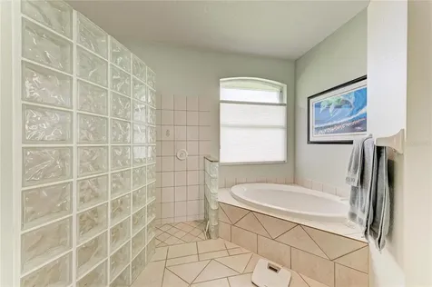 523 Oak Bay Drive Osprey FL 34229