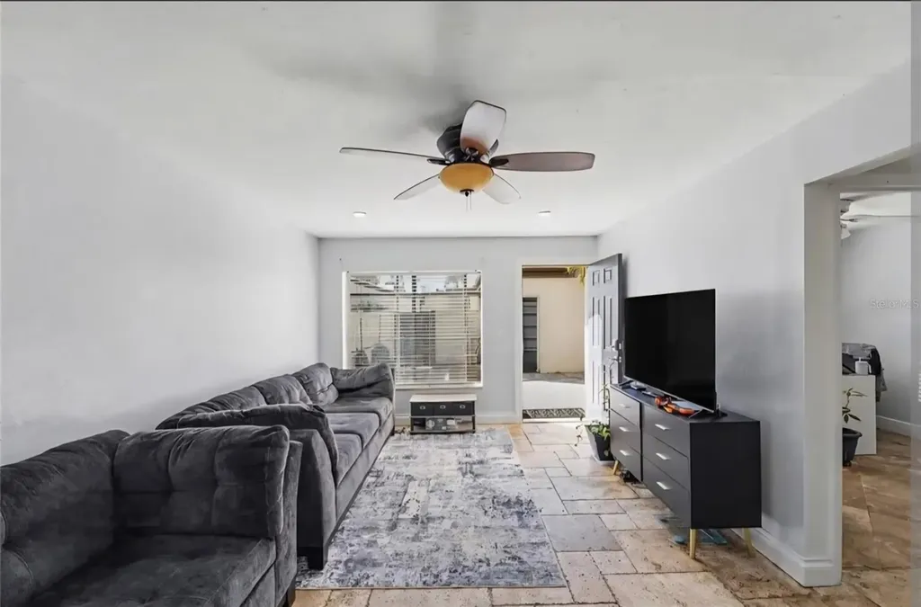1881 N Hercules Avenue Clearwater FL 33765