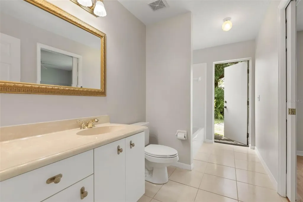 22 Ibis Court N Palm Coast FL 32137