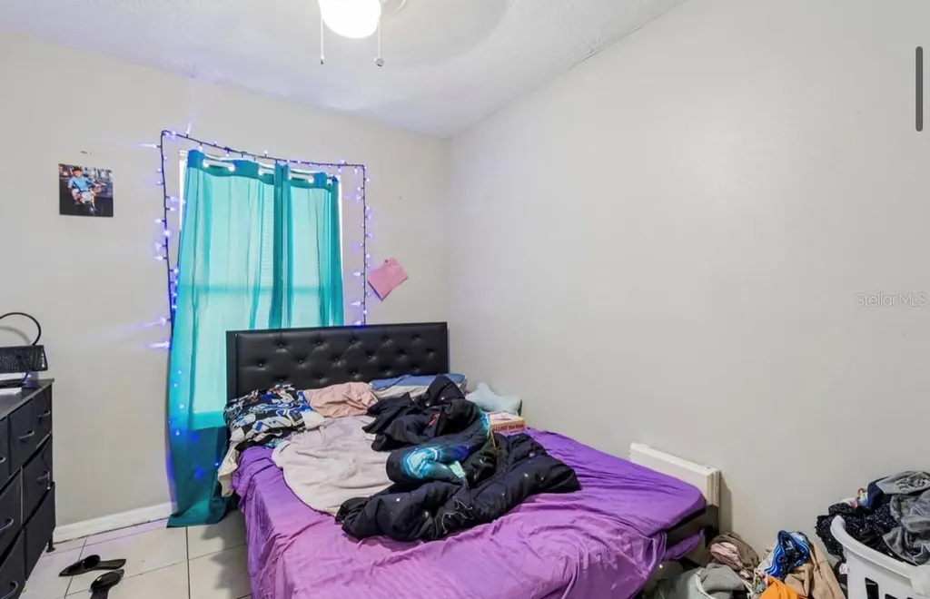1901 E 32nd Avenue Tampa FL 33610